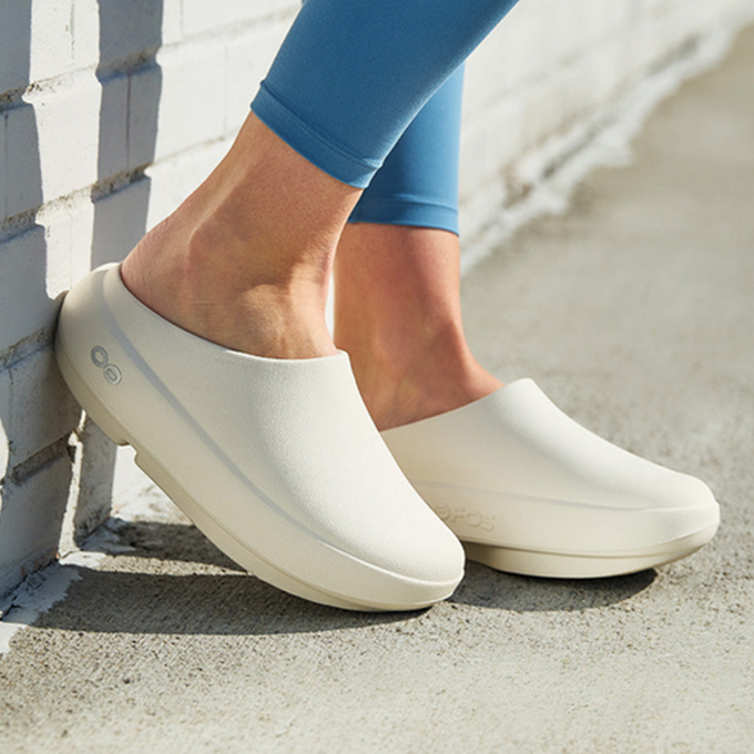 Men's OOcloog PLUS | Chalk – oofos.com.au